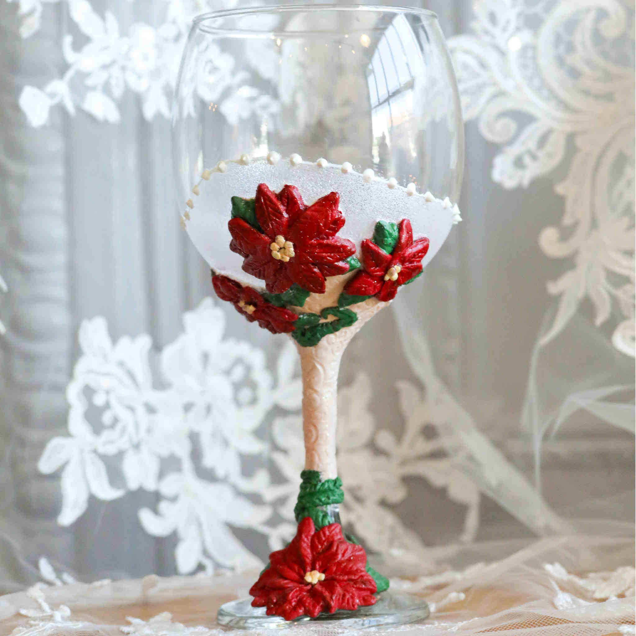 Decorated Wine Glasses Christmas